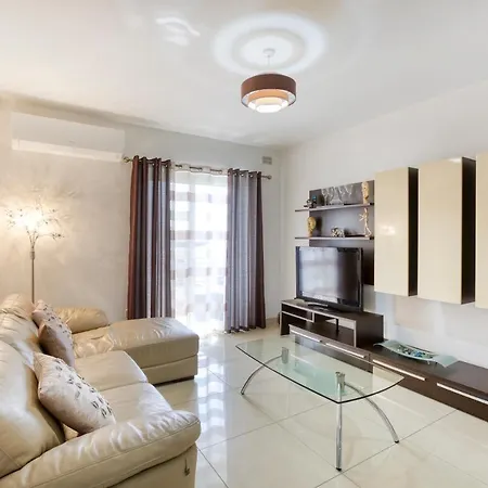 Apartment Comfortable 2br Apt With Large Sofa & Living By 360 Estates